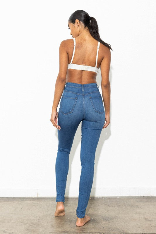 Kara Jeans